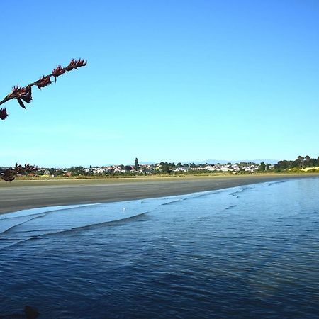 The Ocean Breeze Cbd Bed & Breakfast Timaru Exterior foto