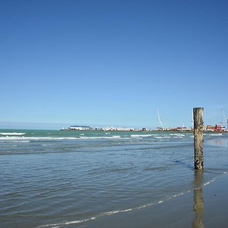 The Ocean Breeze Cbd Bed & Breakfast Timaru Exterior foto
