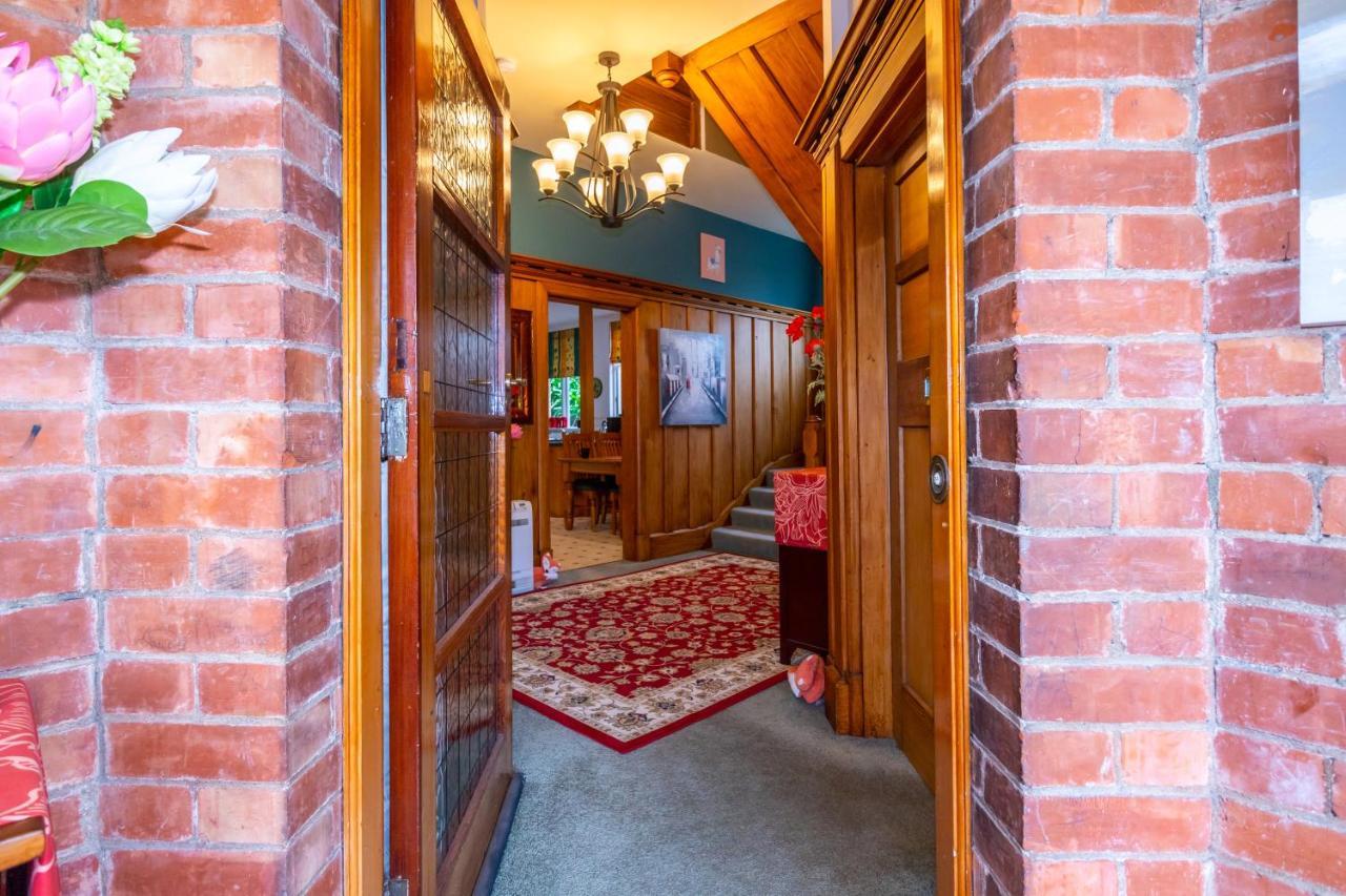 The Ocean Breeze Cbd Bed & Breakfast Timaru Exterior foto