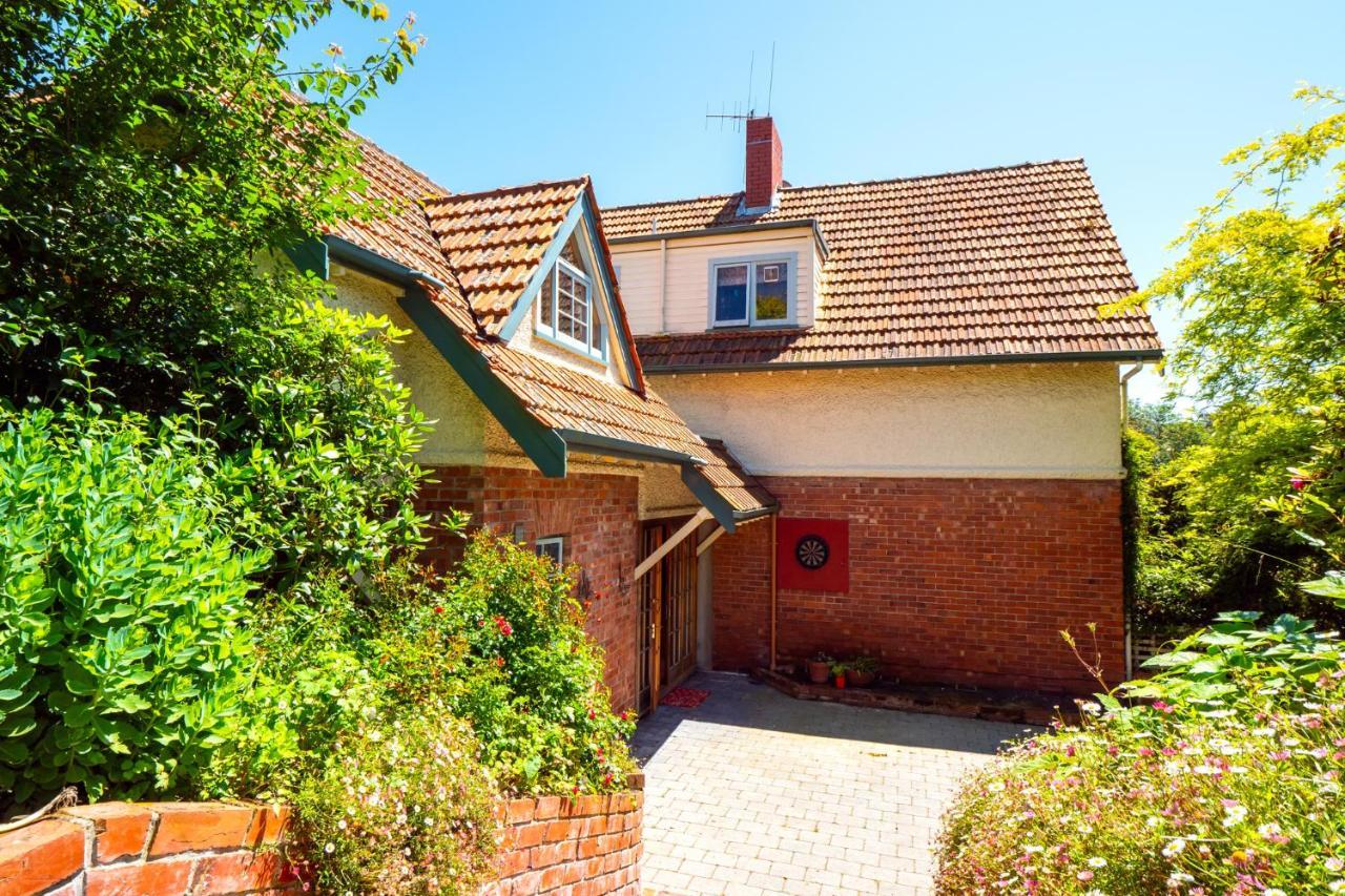The Ocean Breeze Cbd Bed & Breakfast Timaru Exterior foto