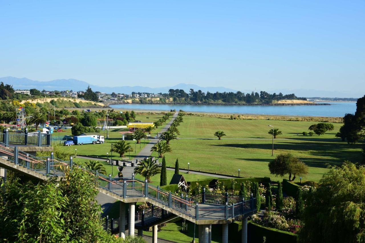 The Ocean Breeze Cbd Bed & Breakfast Timaru Exterior foto