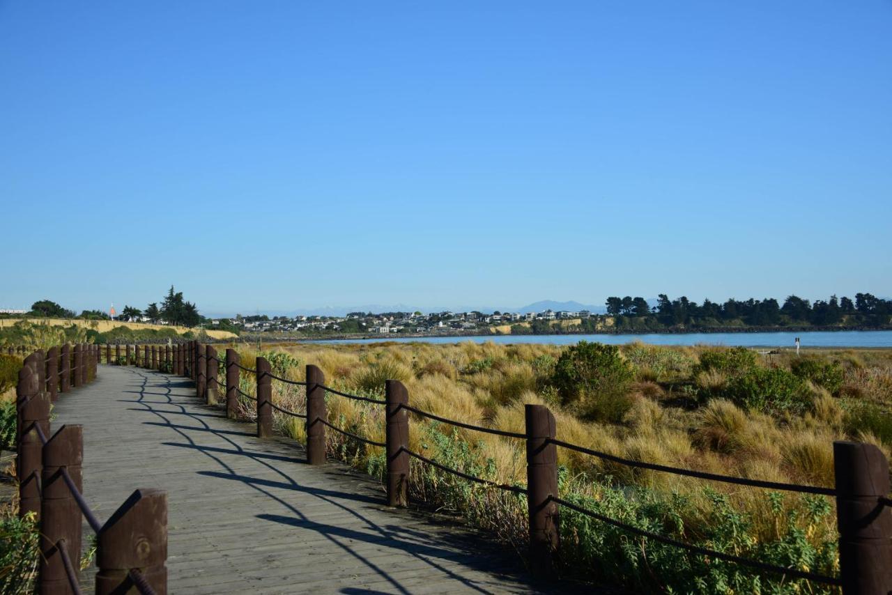 The Ocean Breeze Cbd Bed & Breakfast Timaru Exterior foto